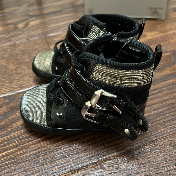 EUC like new Baby Stuart Weitzman boots - Picture 3 of 8